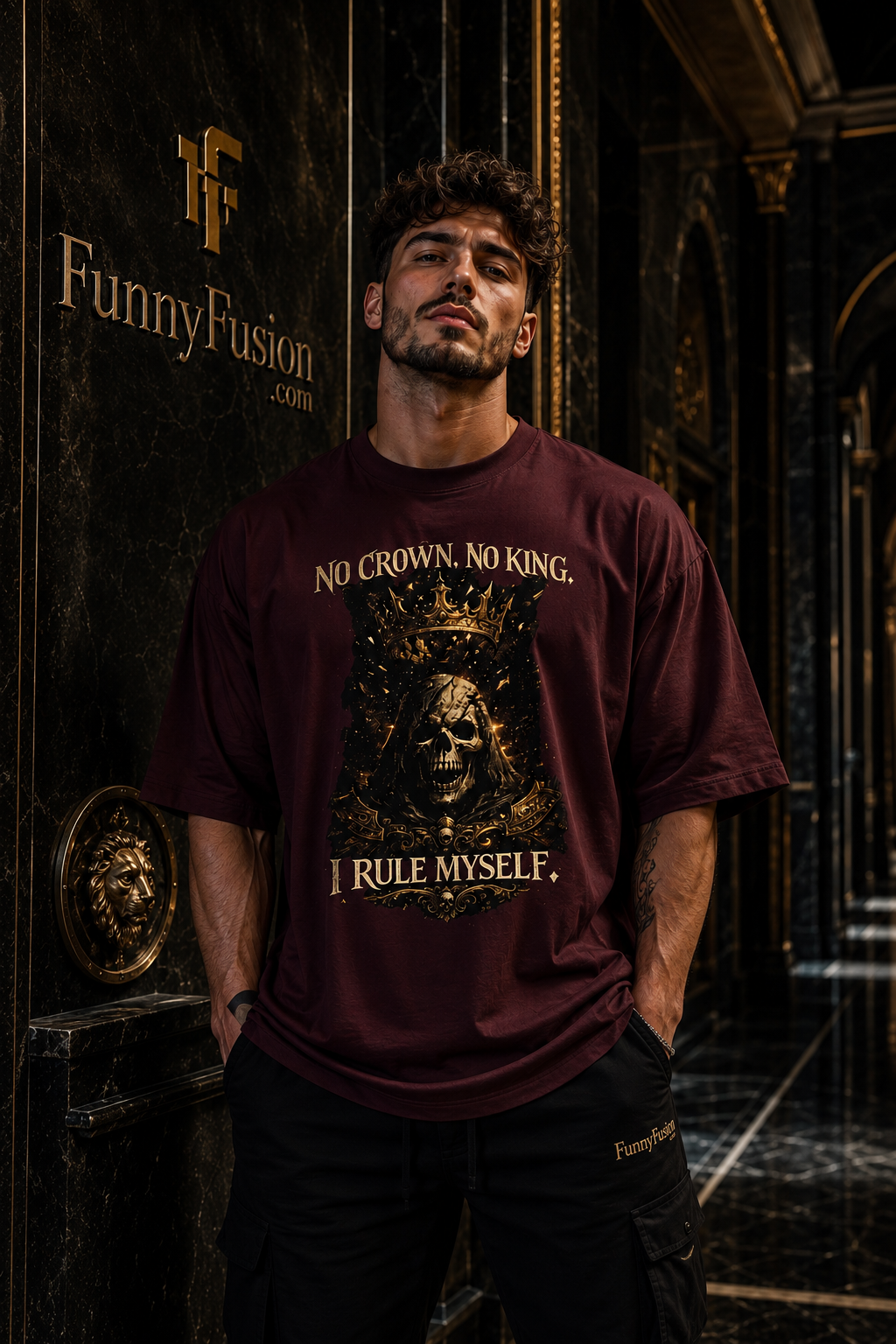 NO CROWN. NO KING. I RULE MYSELF. – Oversized T-Shirt
